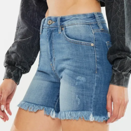 Cassie Medium Wash Frayed Hem Denim Shorts