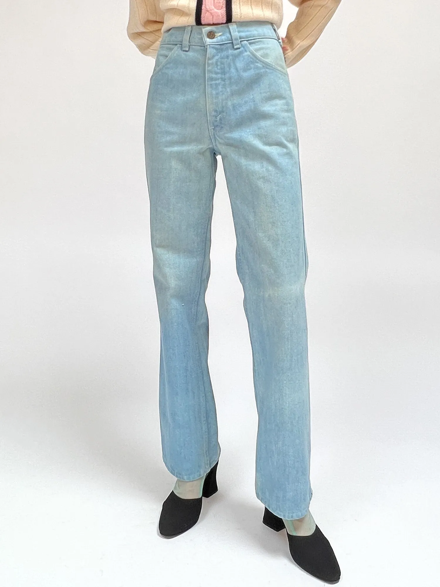 Levis Light Wash Embroidered Denim (M)